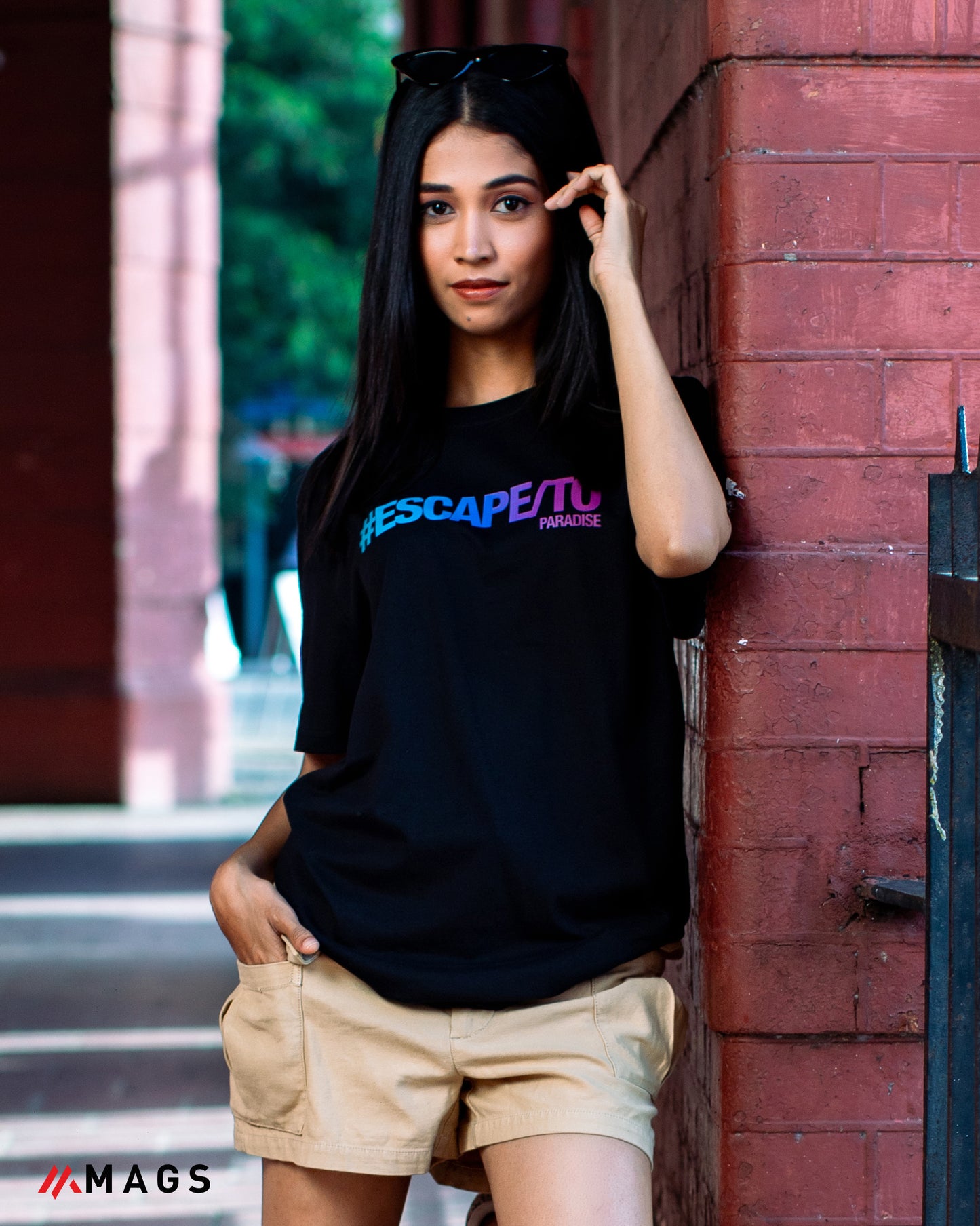 Oversized Neutral Gradient Tee