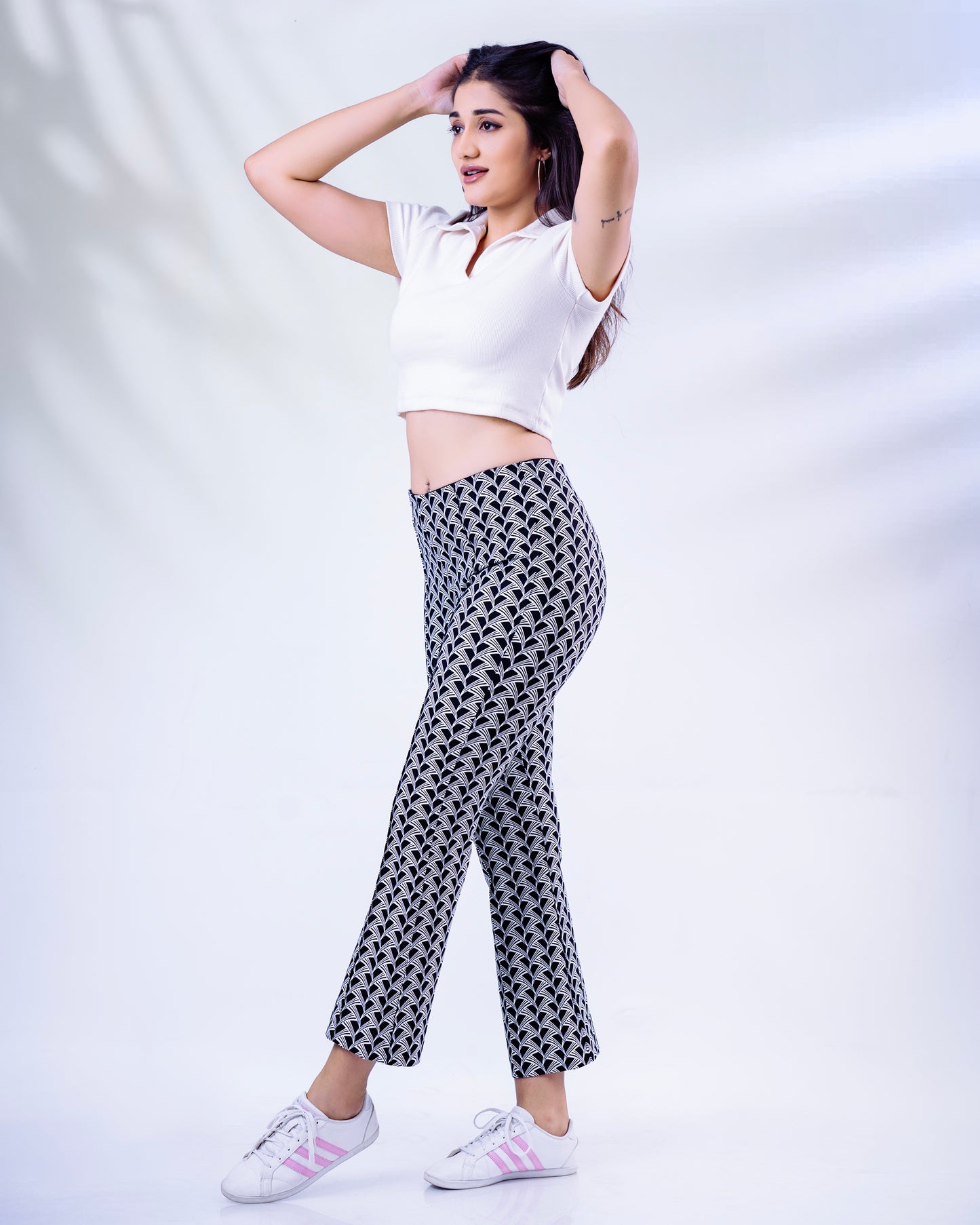 Black & White Wide-Leg Trouser