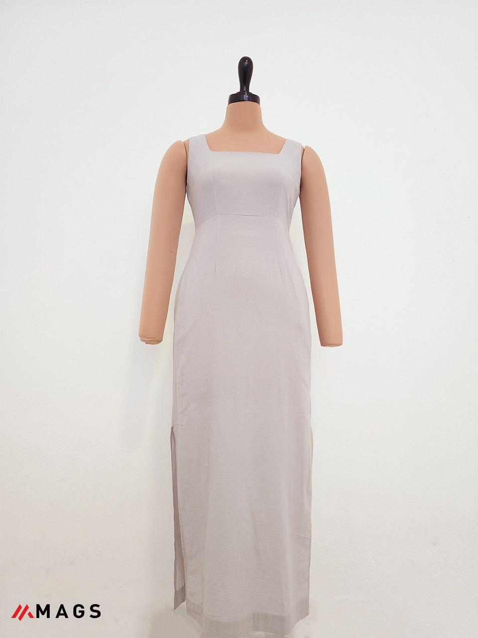Shadow-line Slit Dress