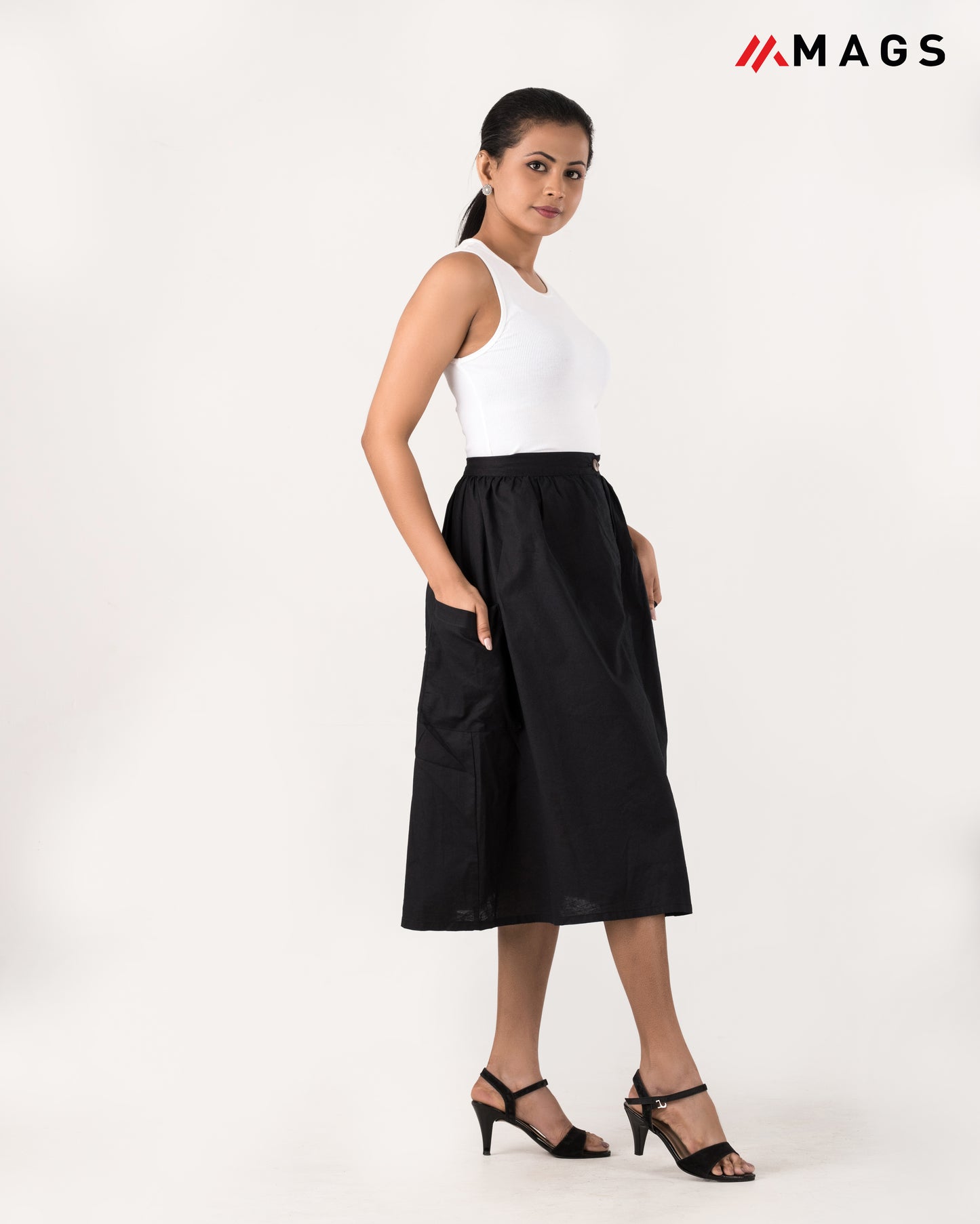 Pocket Detail Linen Skirt - Black