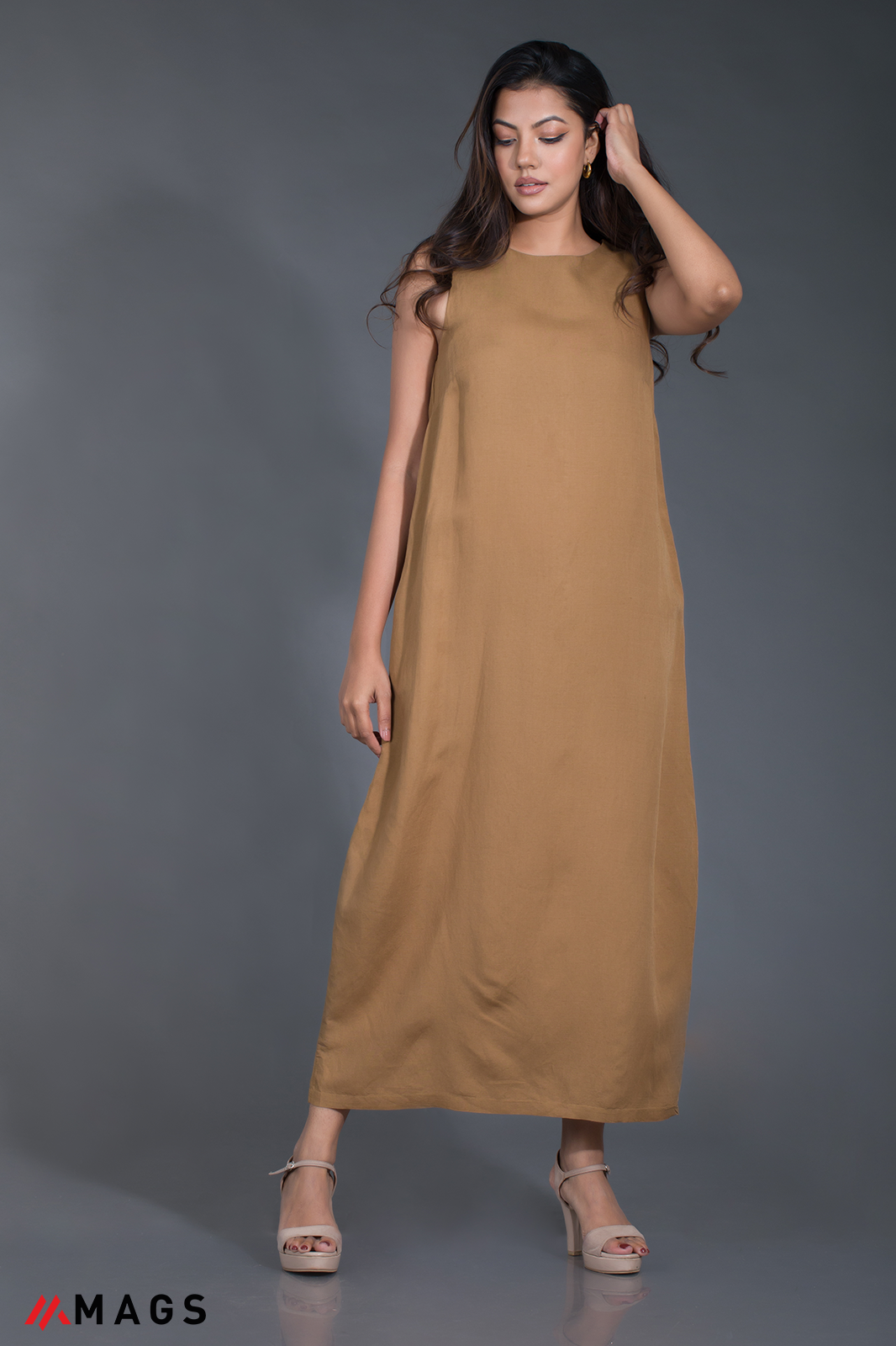 Air Belle Bucket Dress - Brown