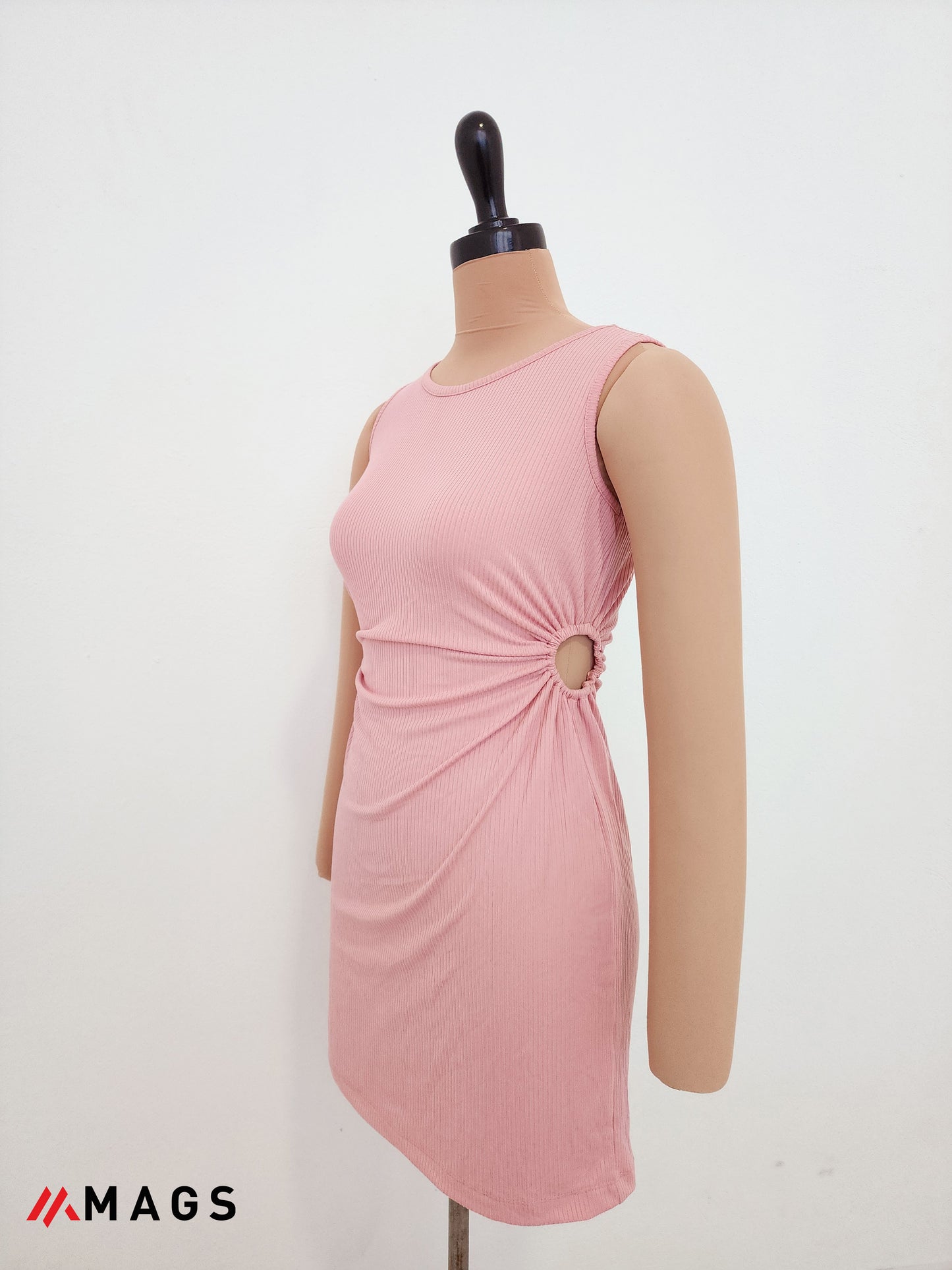 Pearl Orbit Side-Ring Ribbed Dress-Pink