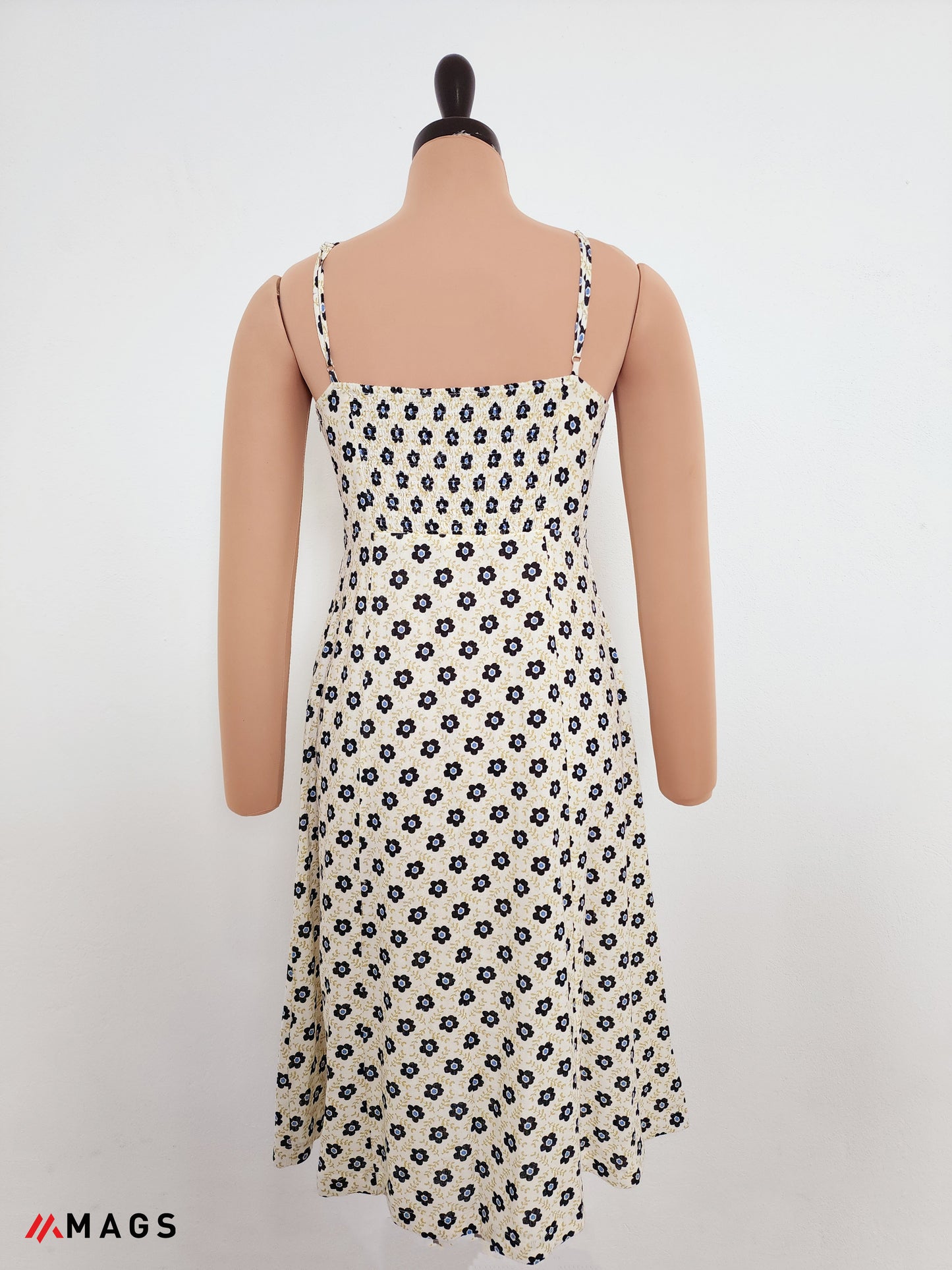Smoked Blossom Linen Dress - Black