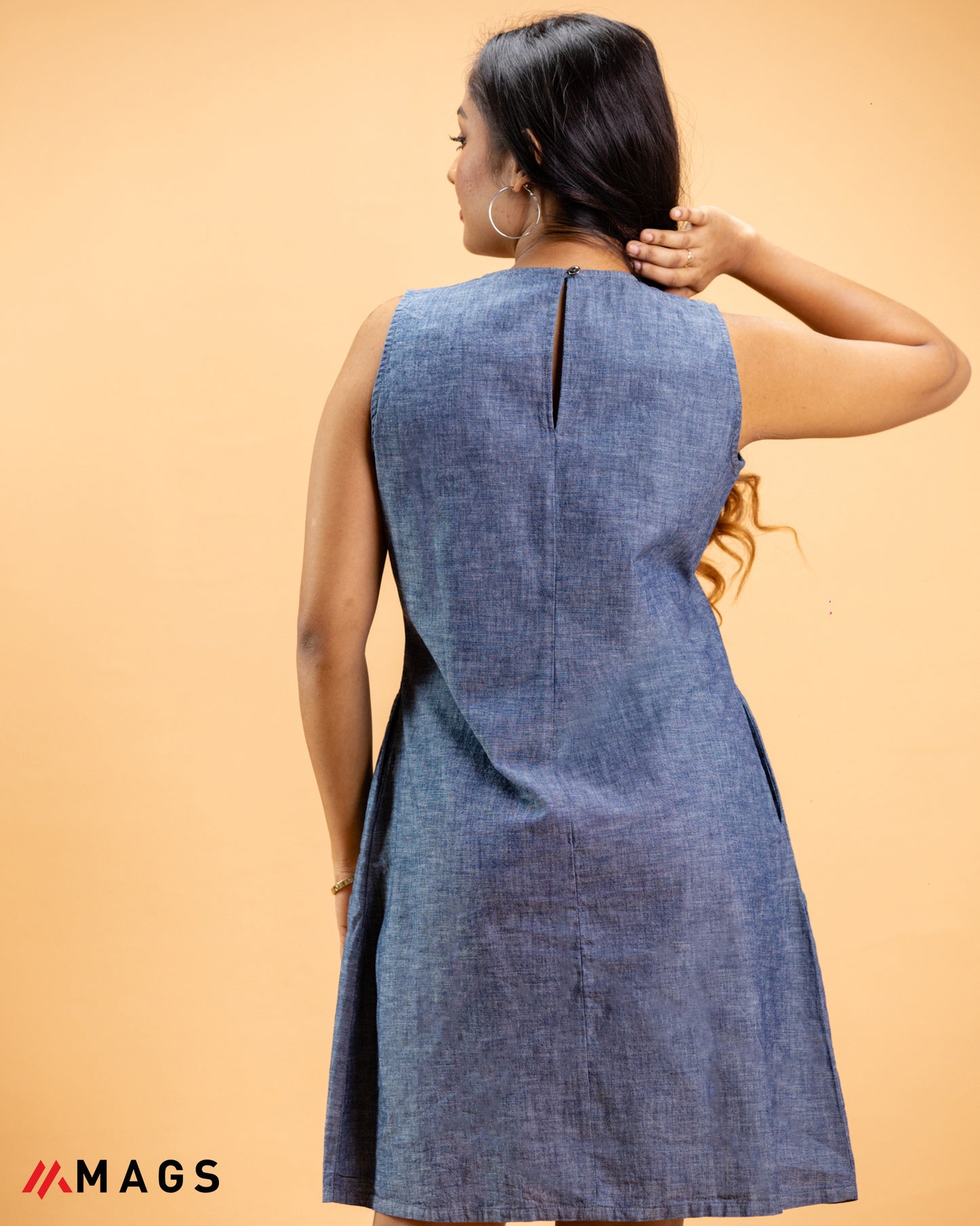 Zoe Sleeveless Chambray Dress